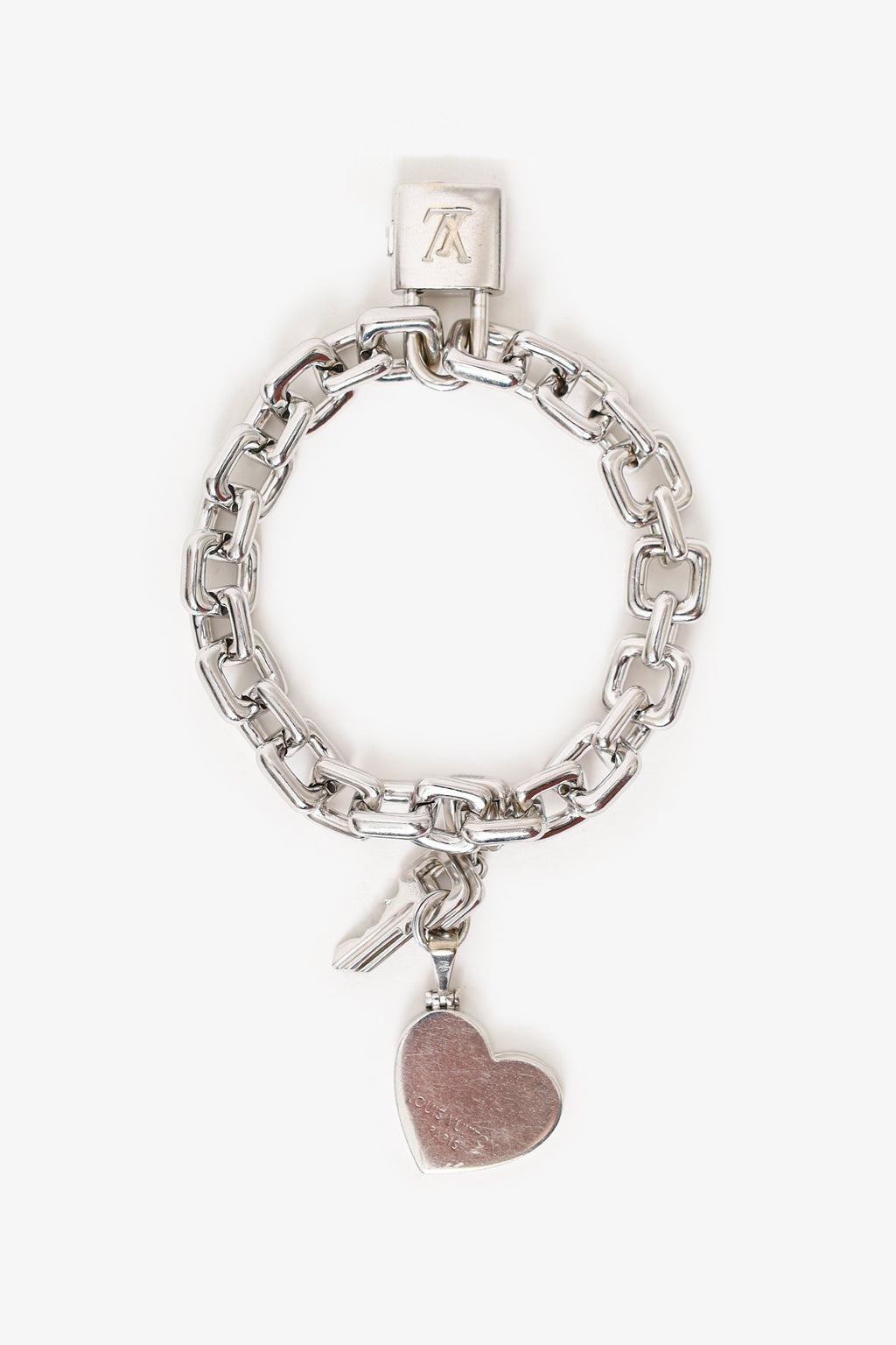Louis Vuitton 18K White Gold/Pave Diamond Heart Tag Chain Bracelet