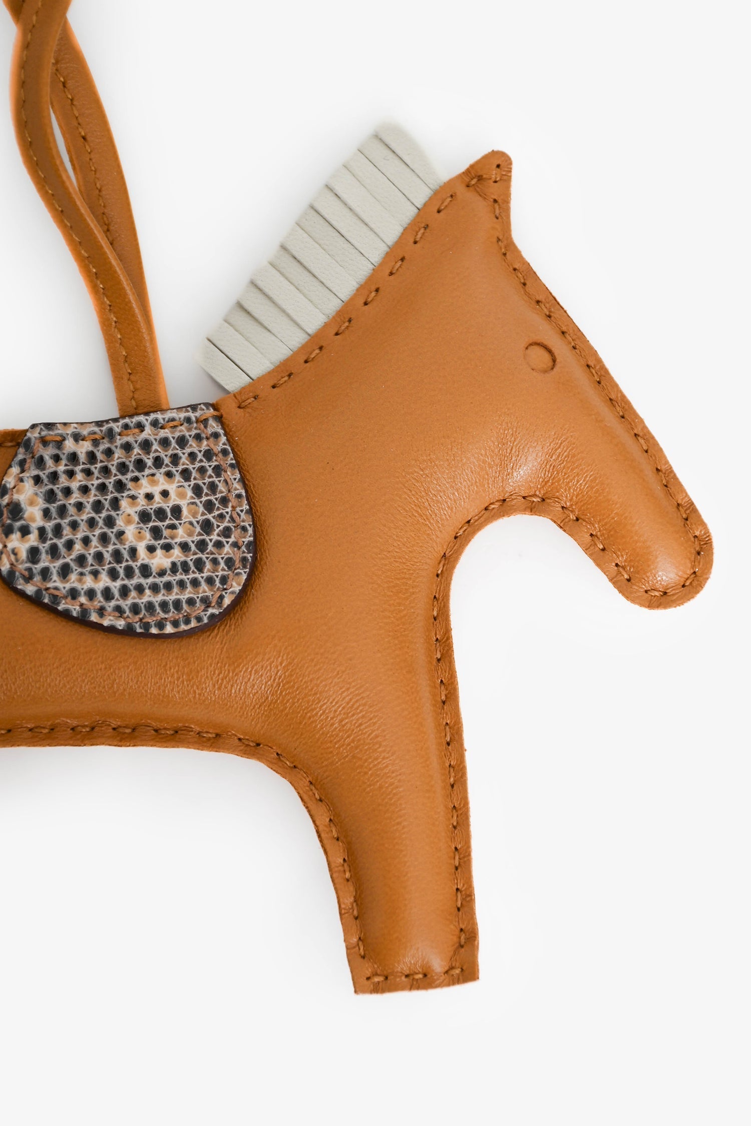 Hermès 2022 Sesame Craie Desert Agneau Milo Lezard Natura Lisse Grigri Rodeo Horse Bag Charm PM