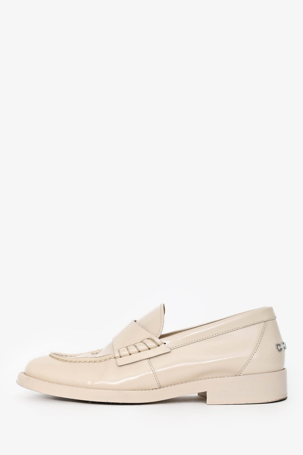 Pre-Loved Chanel™ Ivory Brushed Leather Logo Loafers Size 35.5