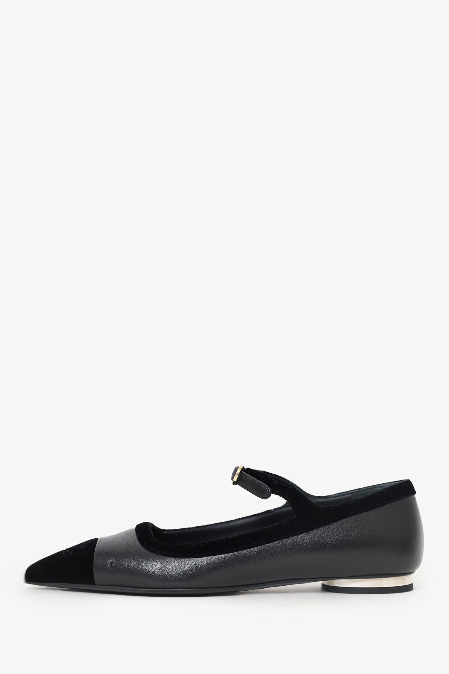 Pre-Loved Chanel™ Black Leather/Velvet Mary-Jane Pointed-Toe Flats Size 36.5