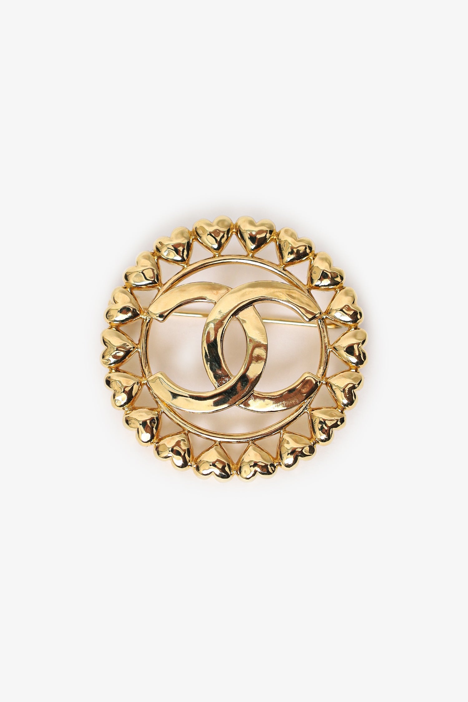 Pre-Loved Chanel™ Gold CC Heart Brooch