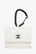 Pre-Loved Chanel™ 2021 White Leather Hook  Holder