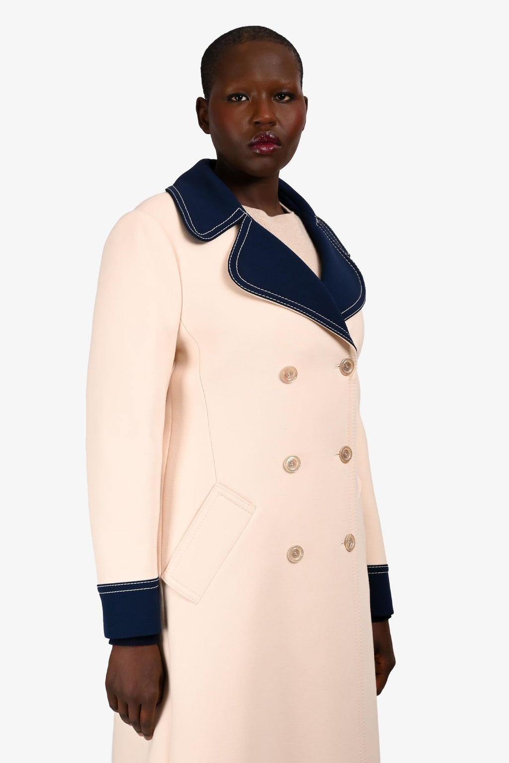 Gucci 2018 White/Blue Wool Stitch Detail Coat Size 44