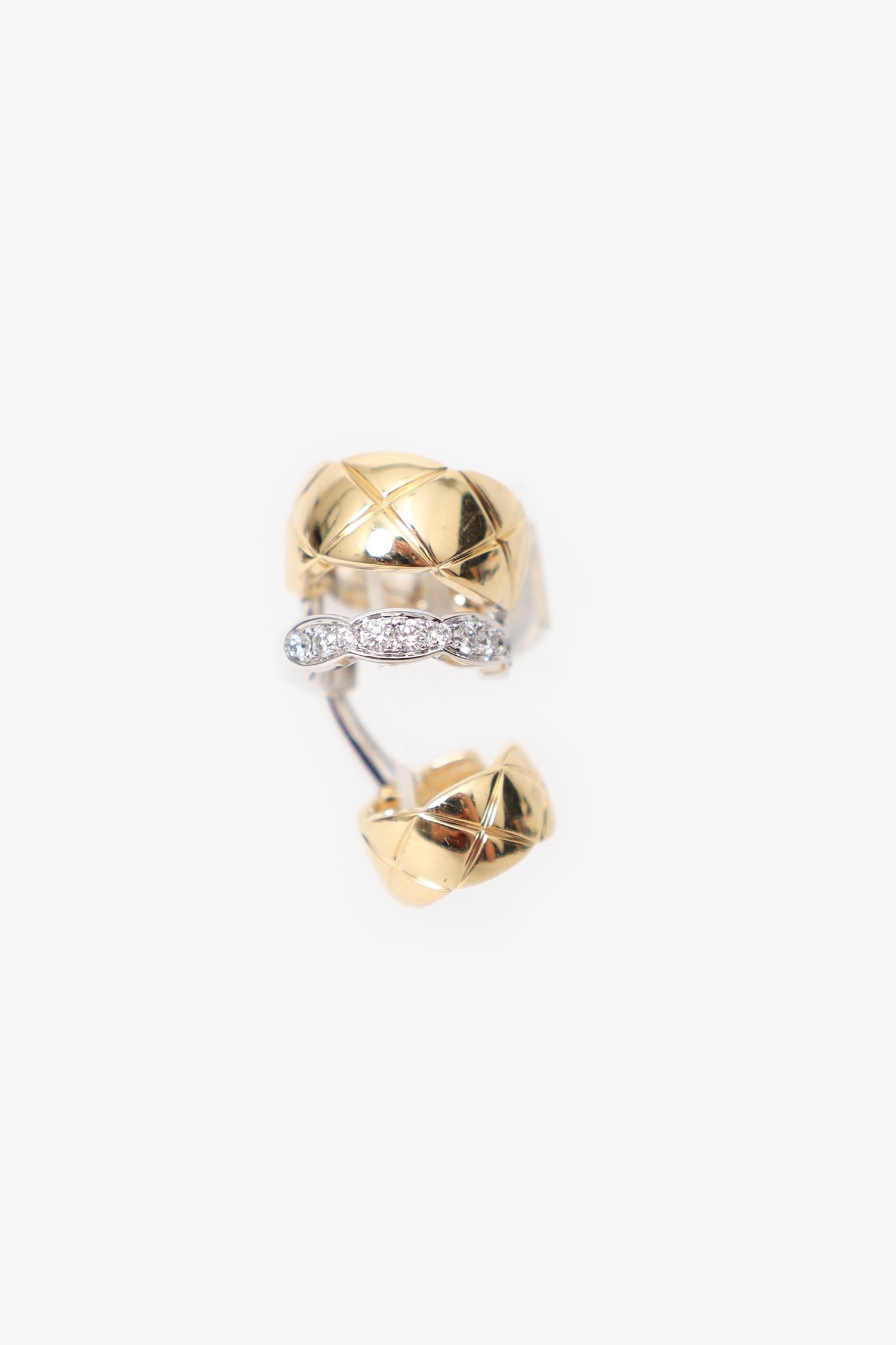 Pre-Loved Chanel™ 18K Gold Coco Crush Quilted Motif Earrings