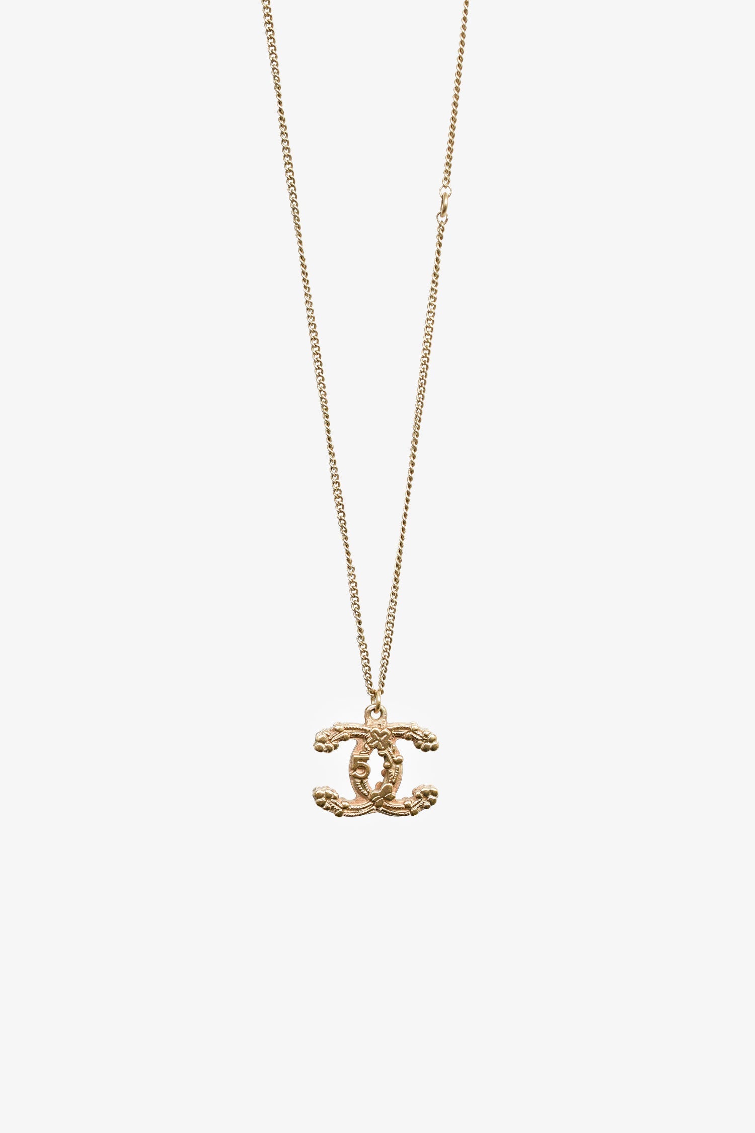 Pre-Loved Chanel™ 2006 Gold Tone CC Logo Necklace