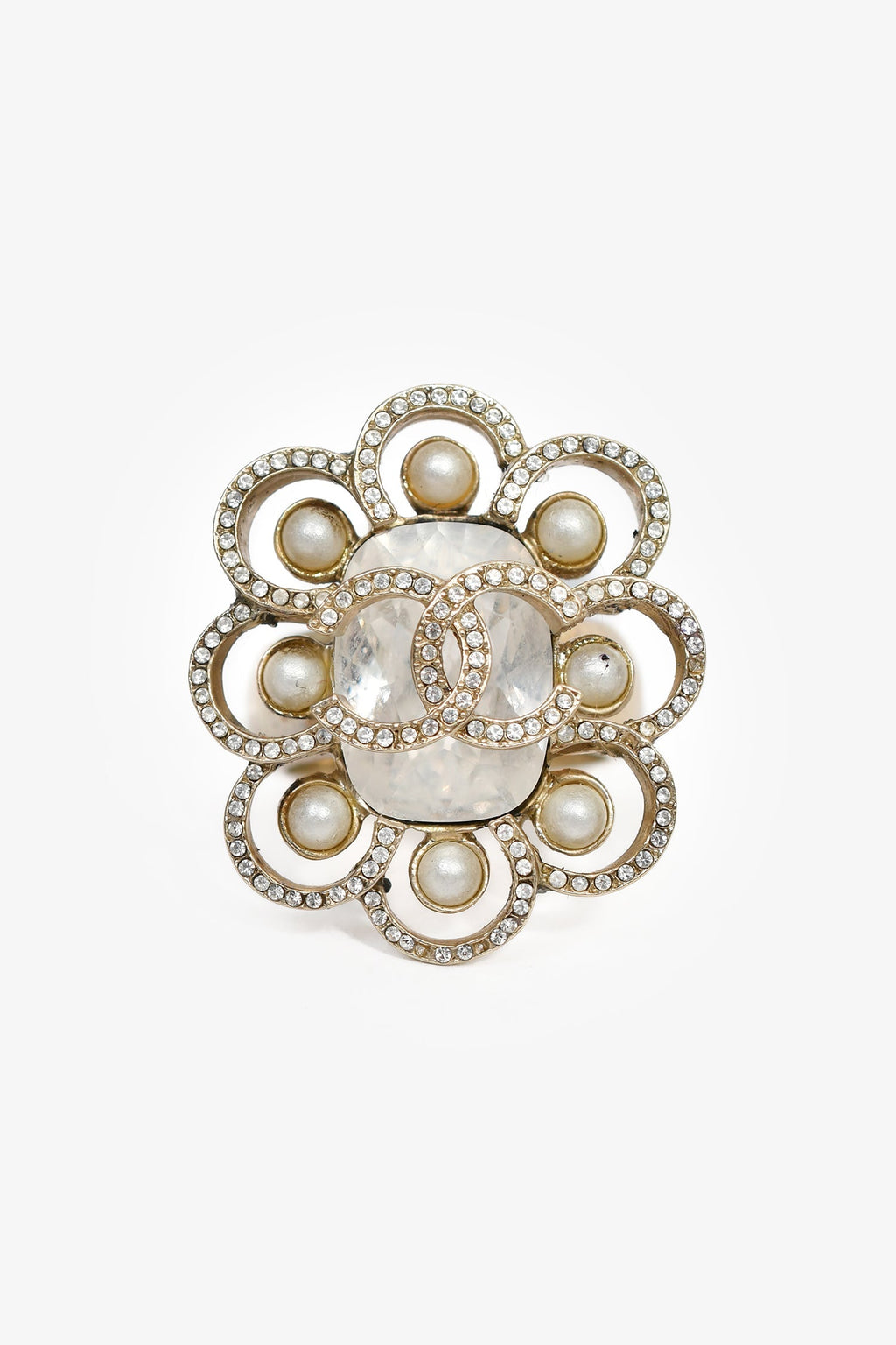 Pre-Loved Chanel™ 2019 Gold Tone CC Logo Ring