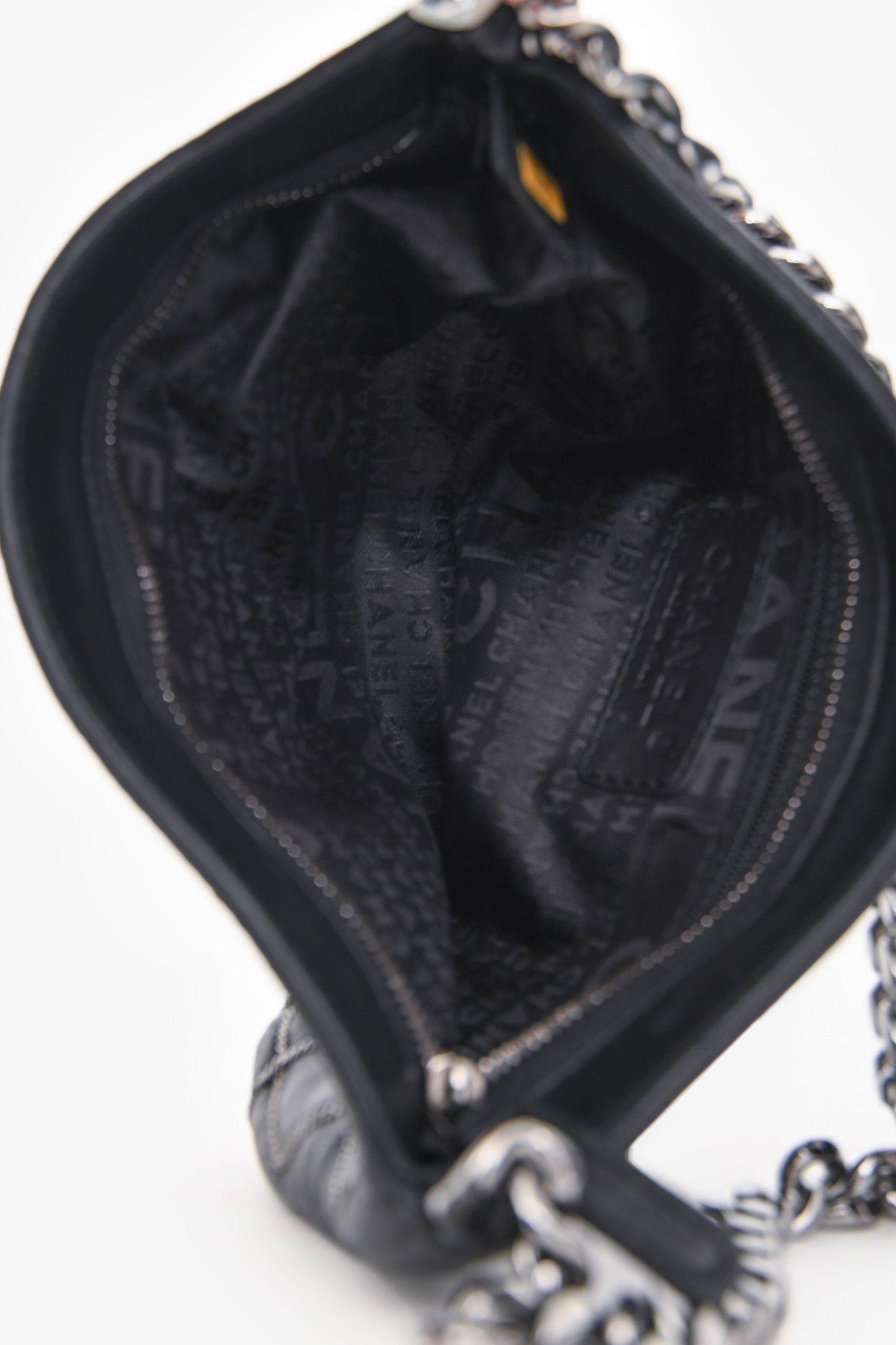 Pre-Loved Chanel™ 2004/05 Black Leather Chain Stitch Pochette Shoulder Bag