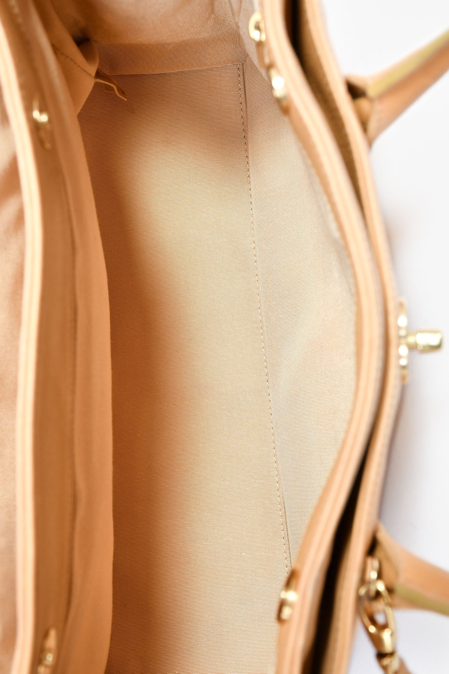 Pre-Loved Chanel™ 2005-06 Beige Calfskin Leather 'Executive Shopper' Tote Bag