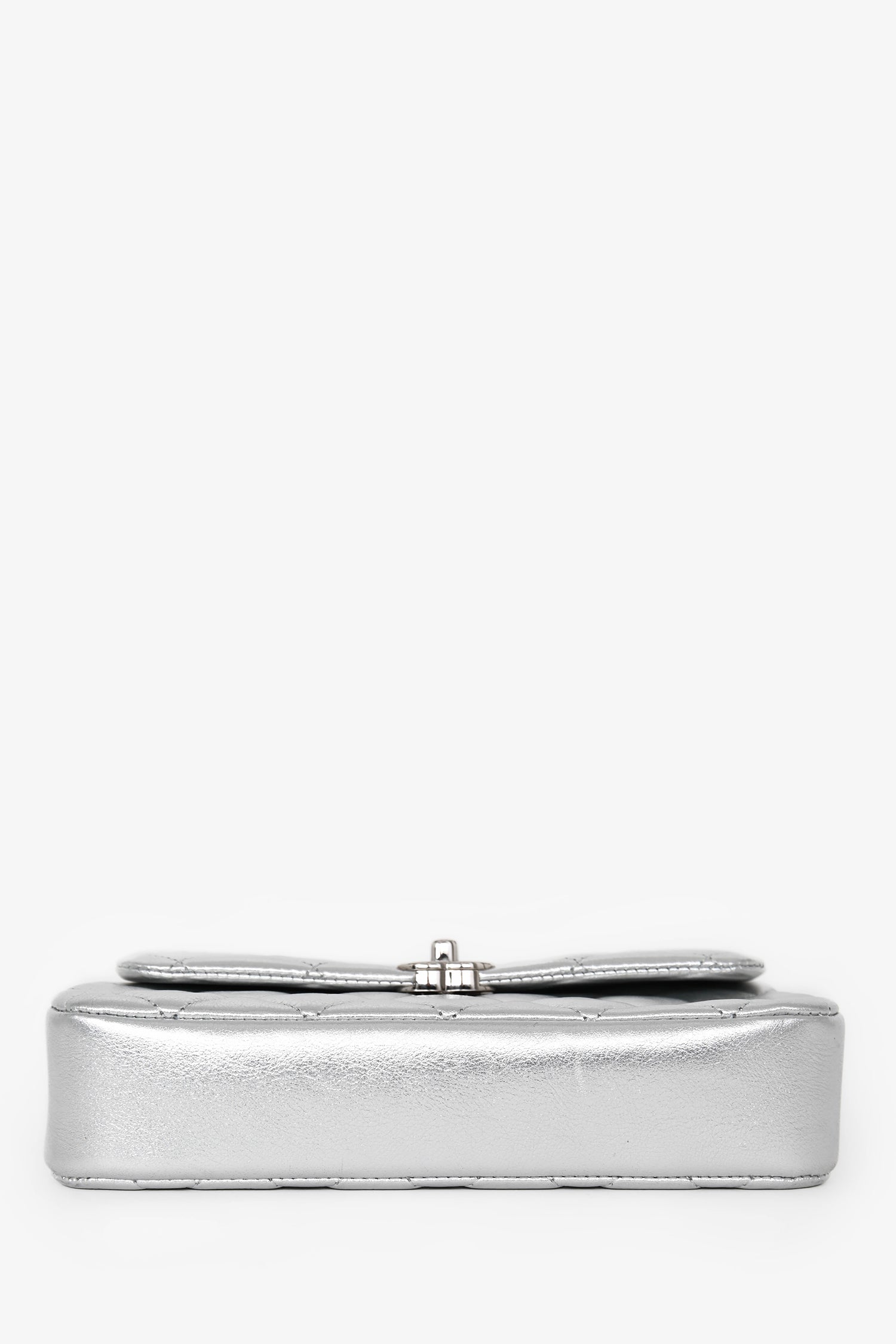 Pre-Loved Chanel™ 2025 Silver Leather Quilted 'O' Phone Holder with Chain