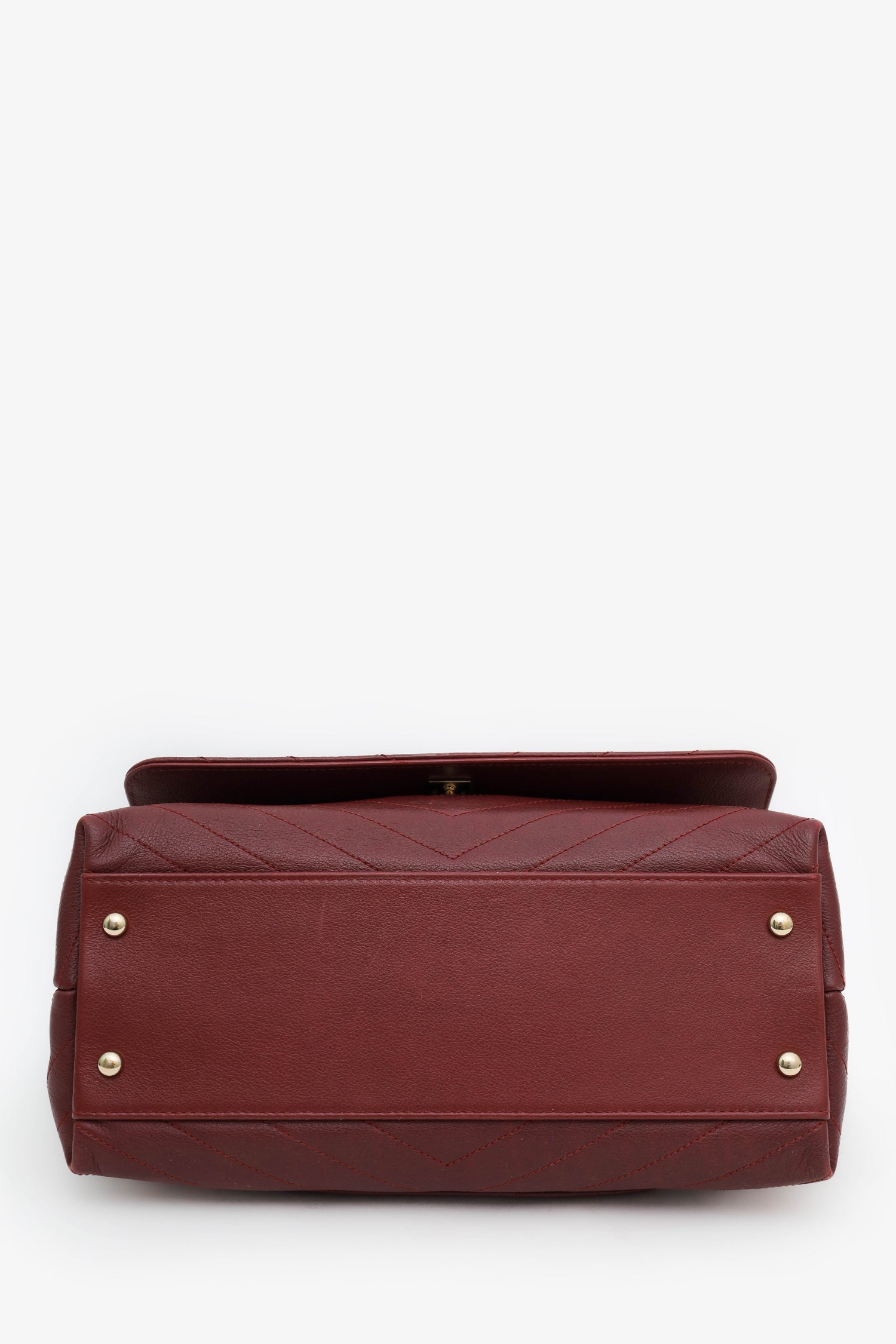 Pre-Loved Chanel™ Burgundy Grained Calfskin Stitched Chevron Medium Chic Top Handle
