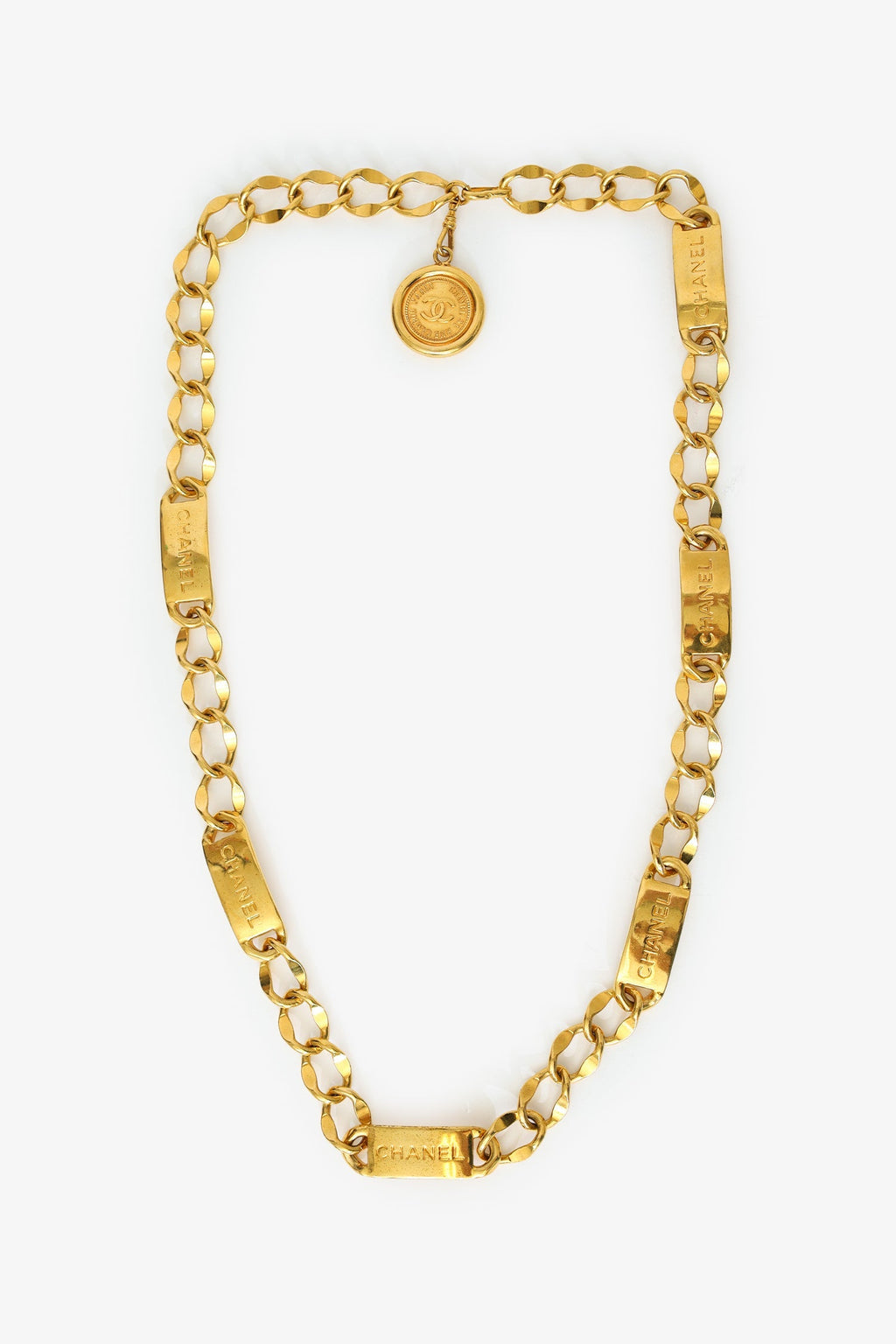 Pre-Loved Chanel™ Vintage Gold-tone 31 Le Cambon Logo Nameplate Necklace
