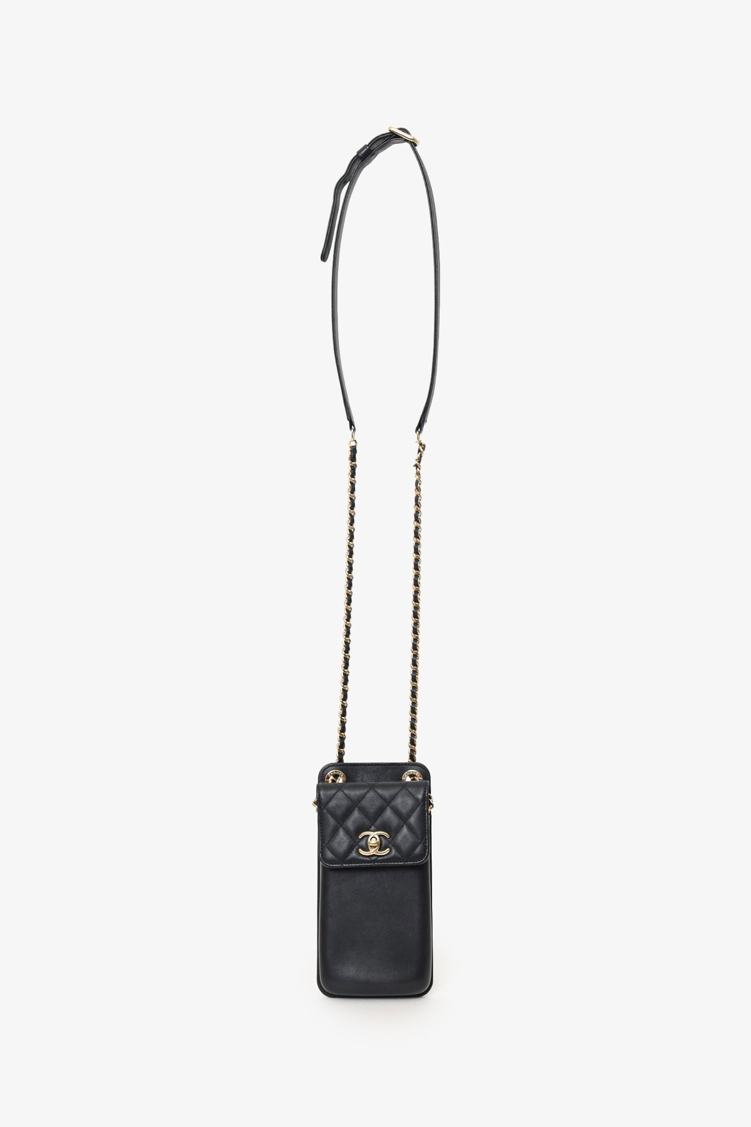 Pre-Loved Chanel™ Black Lambskin Matelasse Phone Holder Shoulder Bag