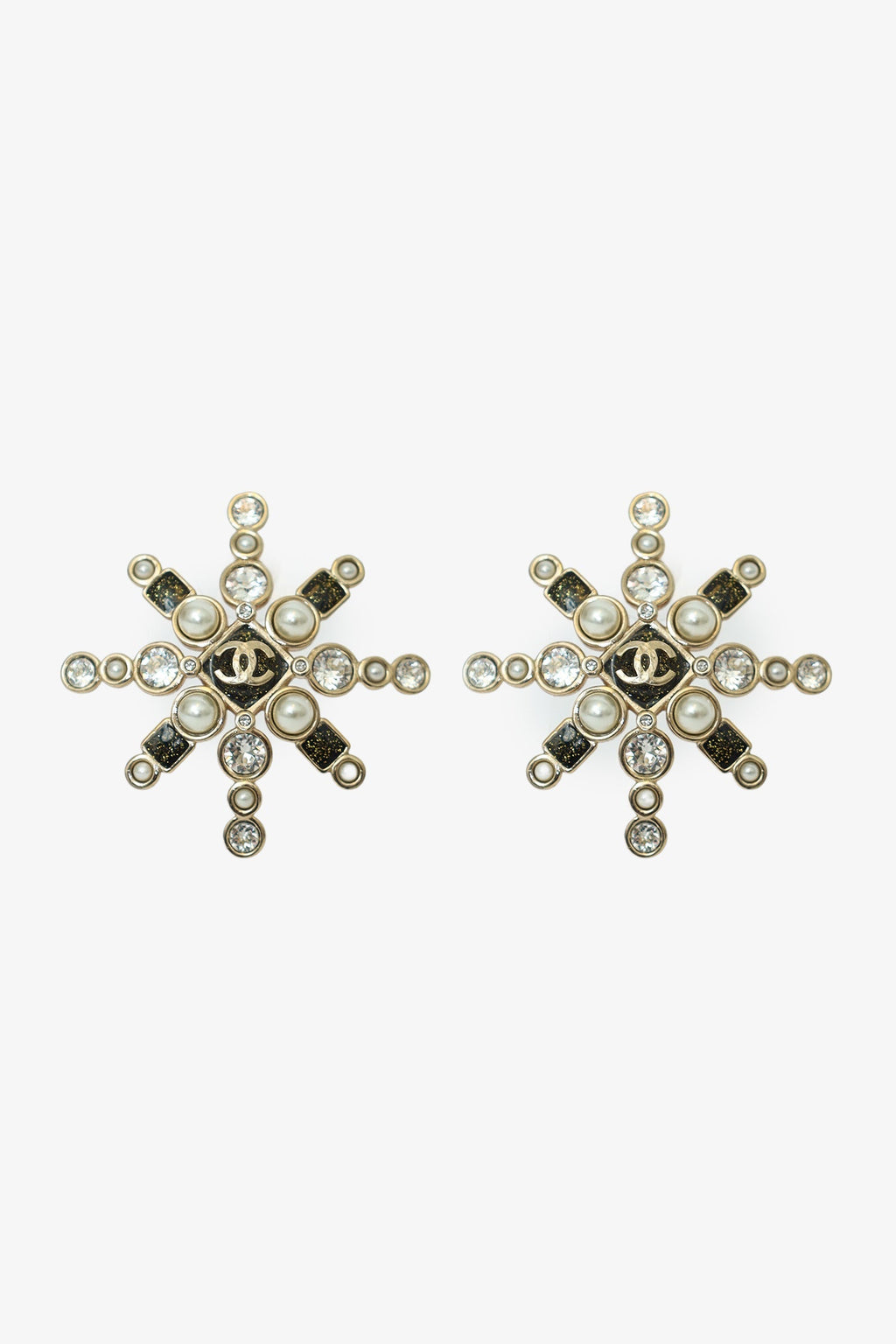 Pre-Loved Chanel™ Gold-tone Black Bead Pearl Crystal CC Star Earrings