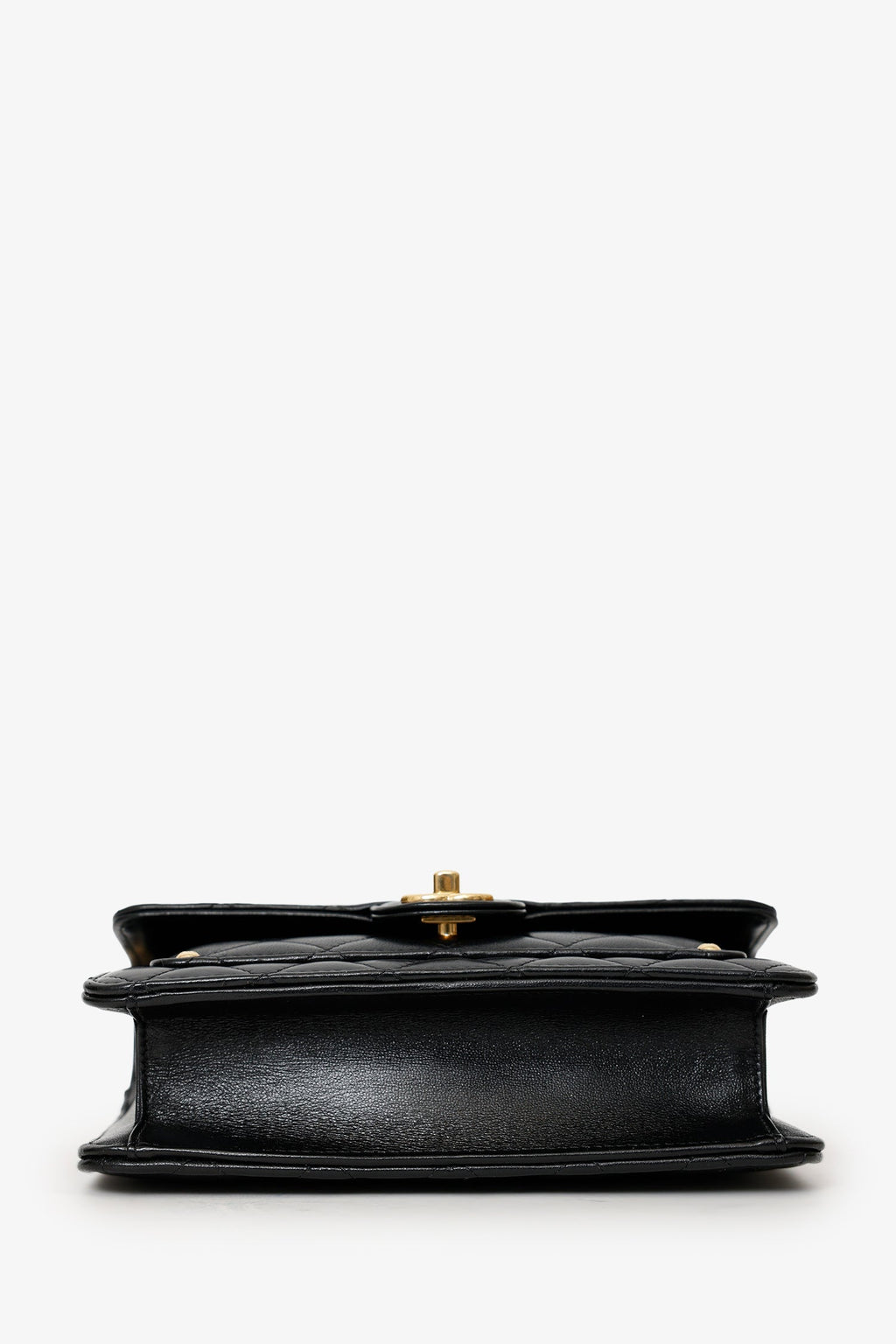 Pre-Loved Chanel™ 25B Black Lambskin Quilted Top Handle Wallet On Chain