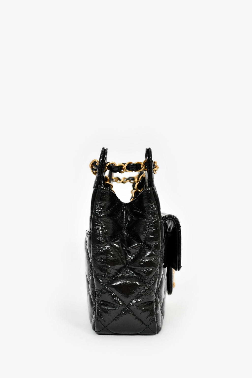Pre-Loved Chanel™ 2023 Black Patent Leather 'Wavy' CC Shoulder Bag