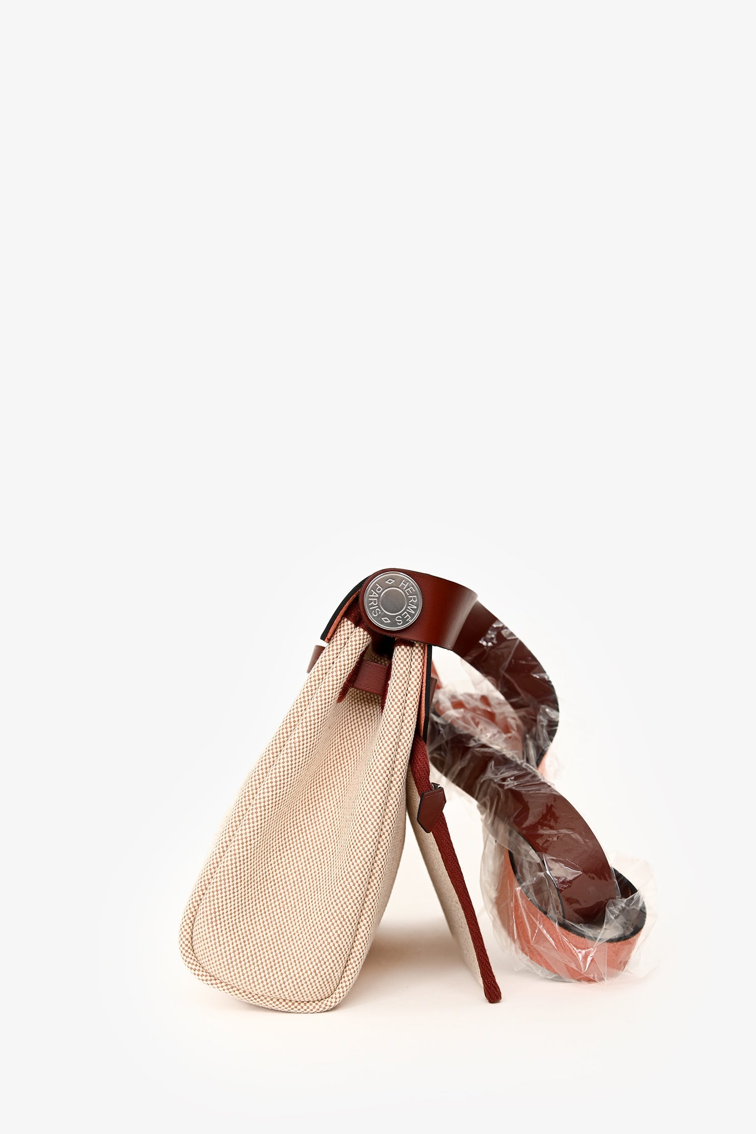 Hermès 2025 Ecru/Rouge Toile H Canvas/Fauve Vache Hunter Mini Herbag 20