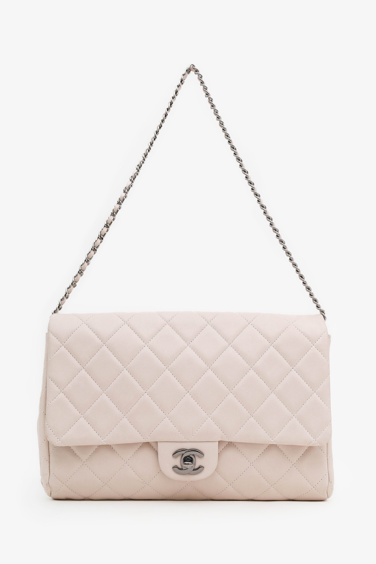Pre-Loved Chanel™ Pink Quilted Lambskin Clutch on Chain
