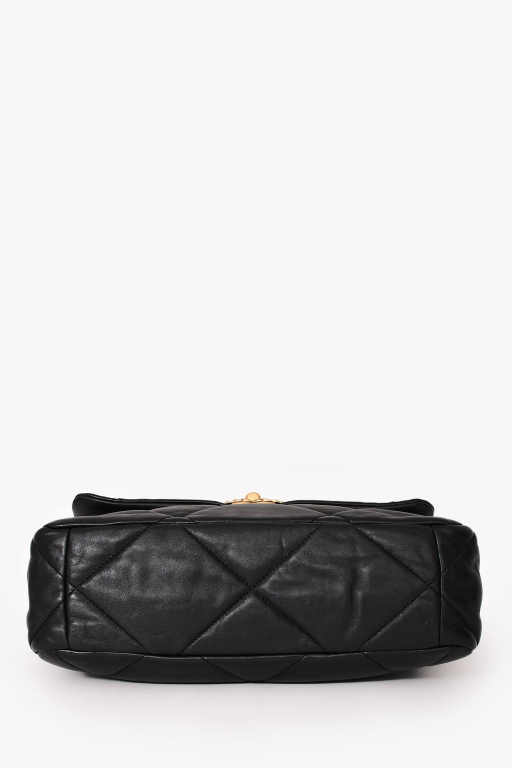 Pre-Loved Chanel™ Black Leather 19 Flap Bag