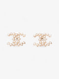 Chanel CC Pearl earrings Cream / Gold Base Metal