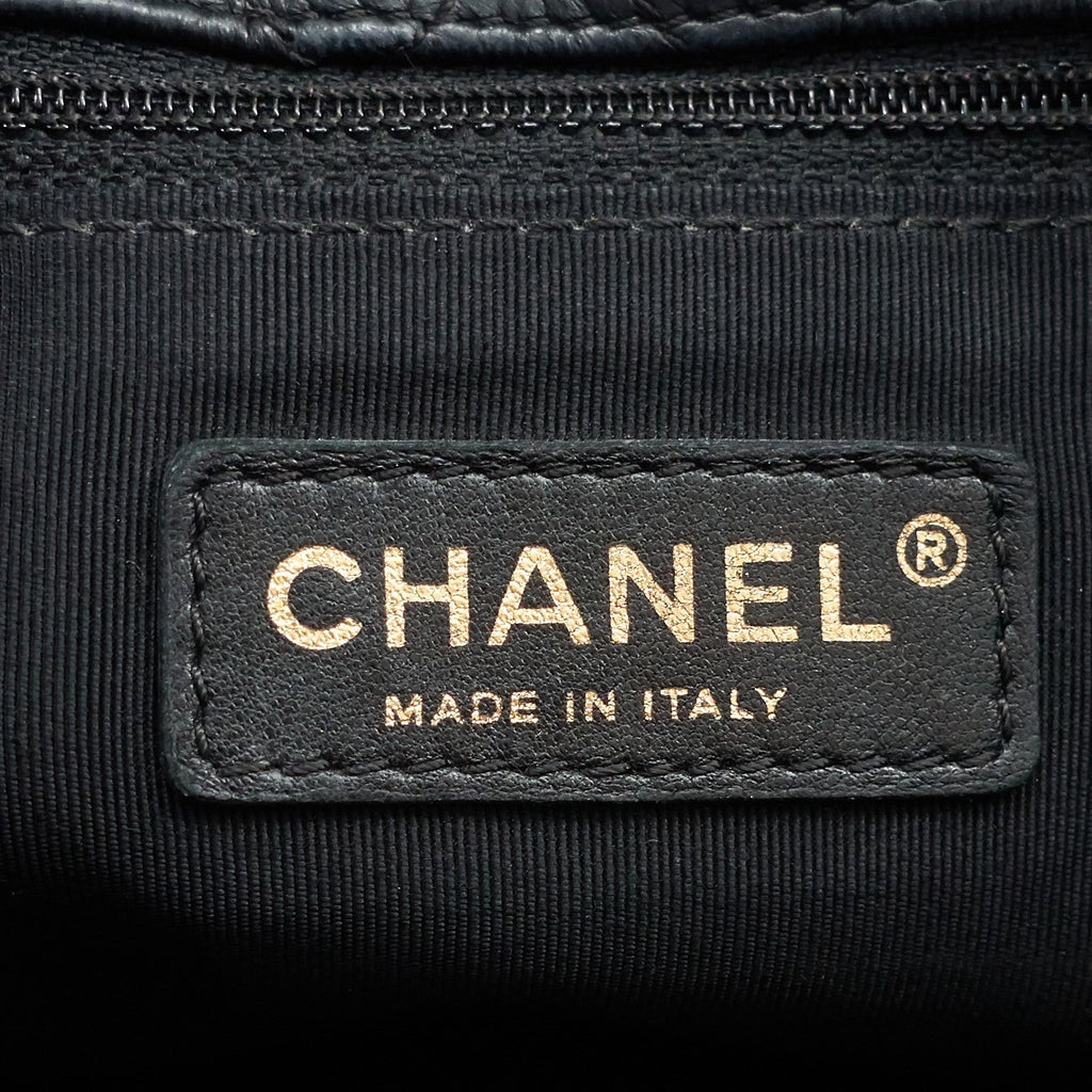 Chanel CC Accordion Pleated Lambskin Leather Chain Bag
