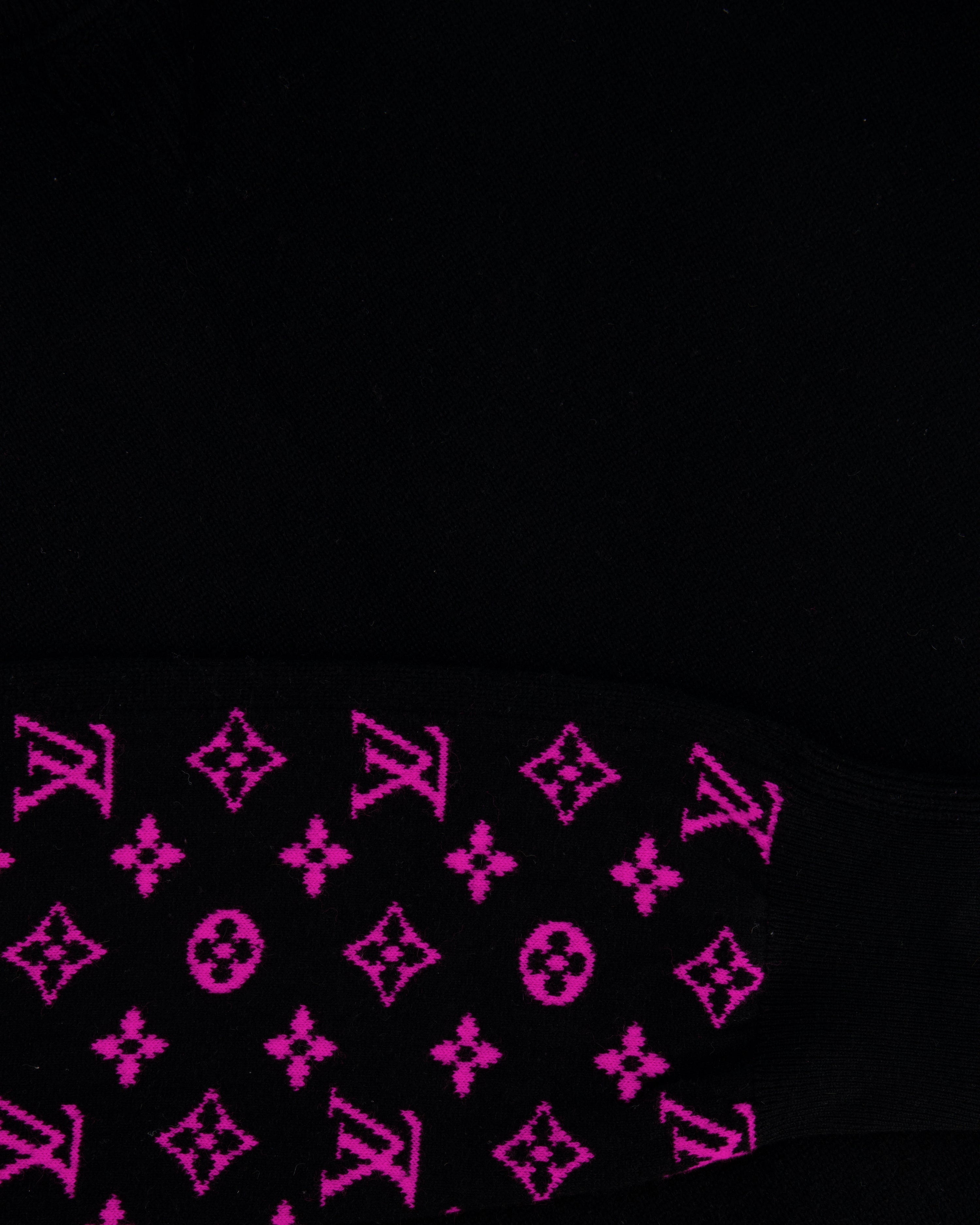 Louis Vuitton Menswear Black Cashmere Jumper with Pink Logo Monogram Size XXL (UK 44)