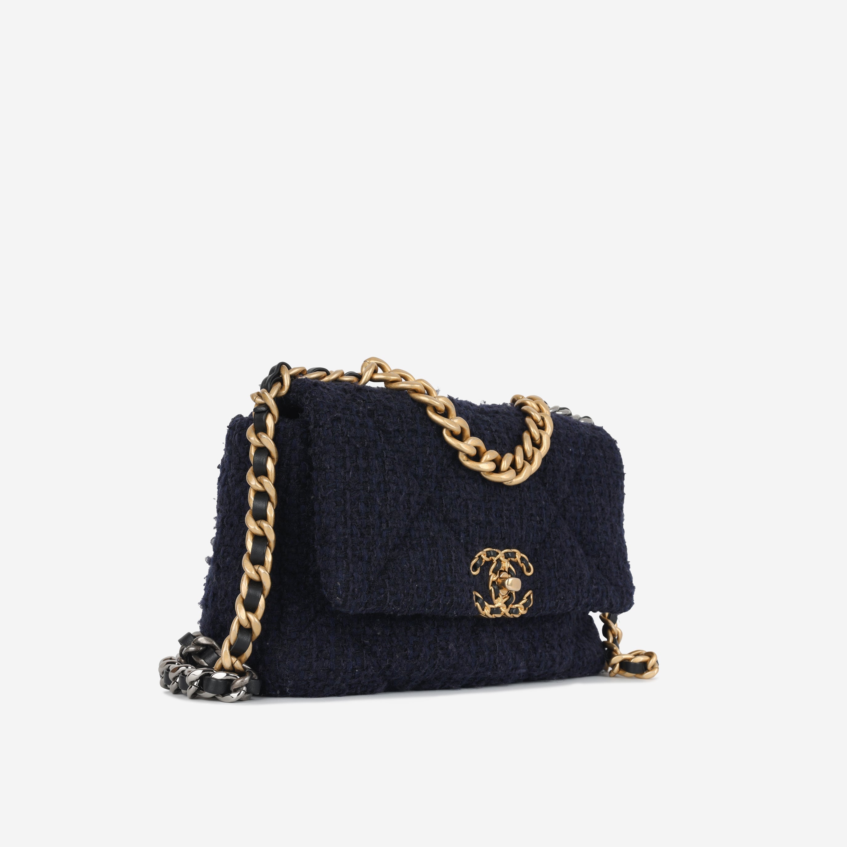 Chanel Chanel 19 - Small