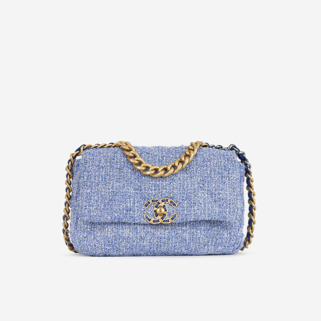 Chanel Chanel 19 - Small