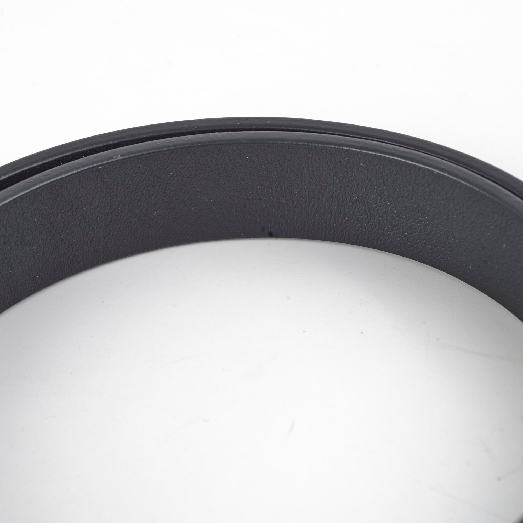 Louis Vuitton Belt Size 75 Black