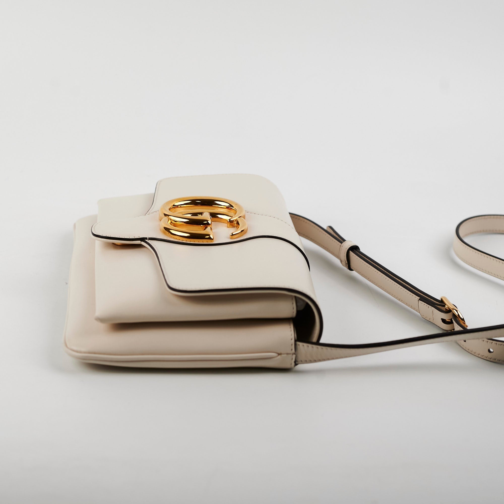 Gucci Arli Leather Cream Crossbody Bag