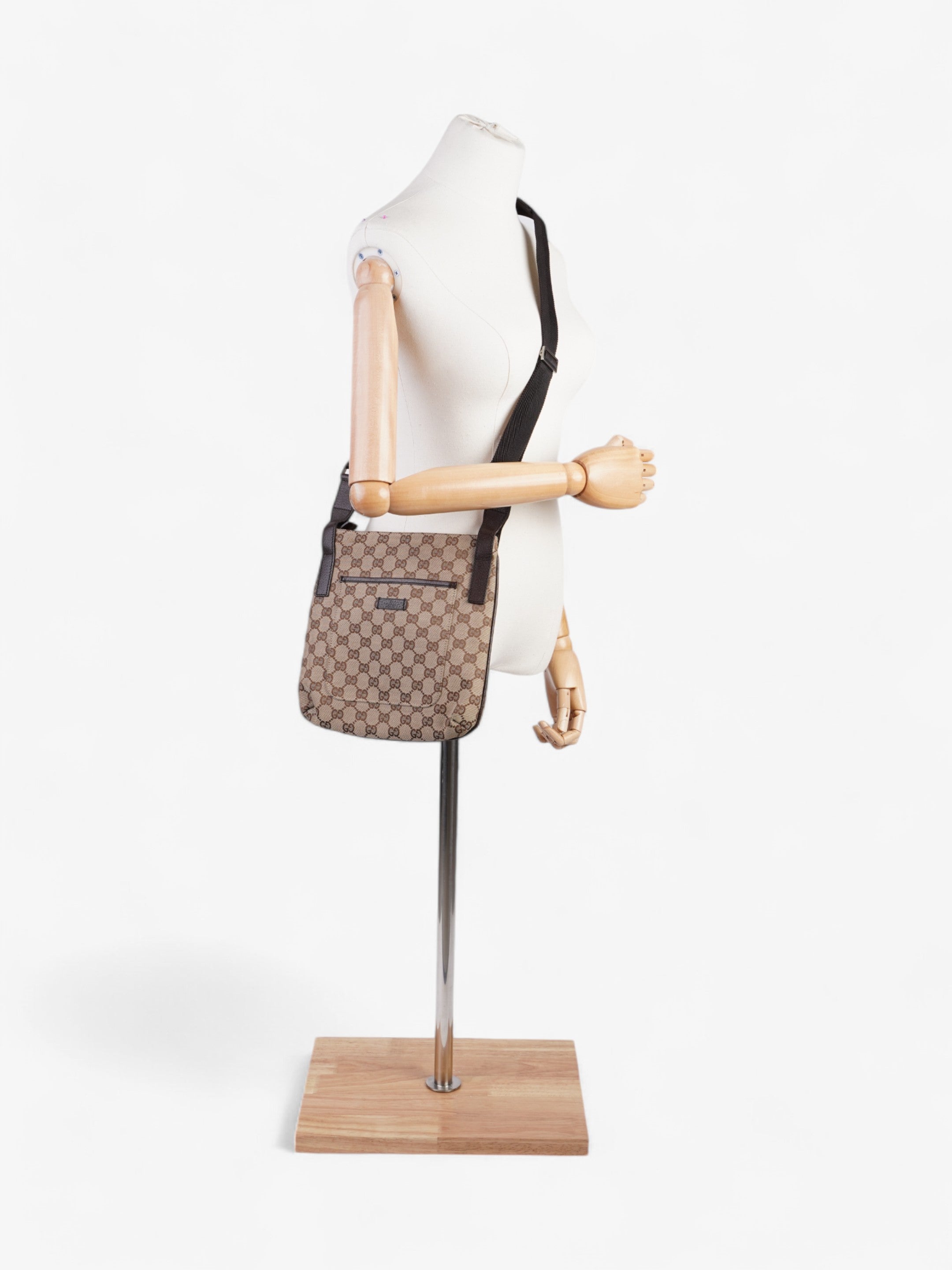 Gucci Messenger Bag Supreme / Brown Canvas