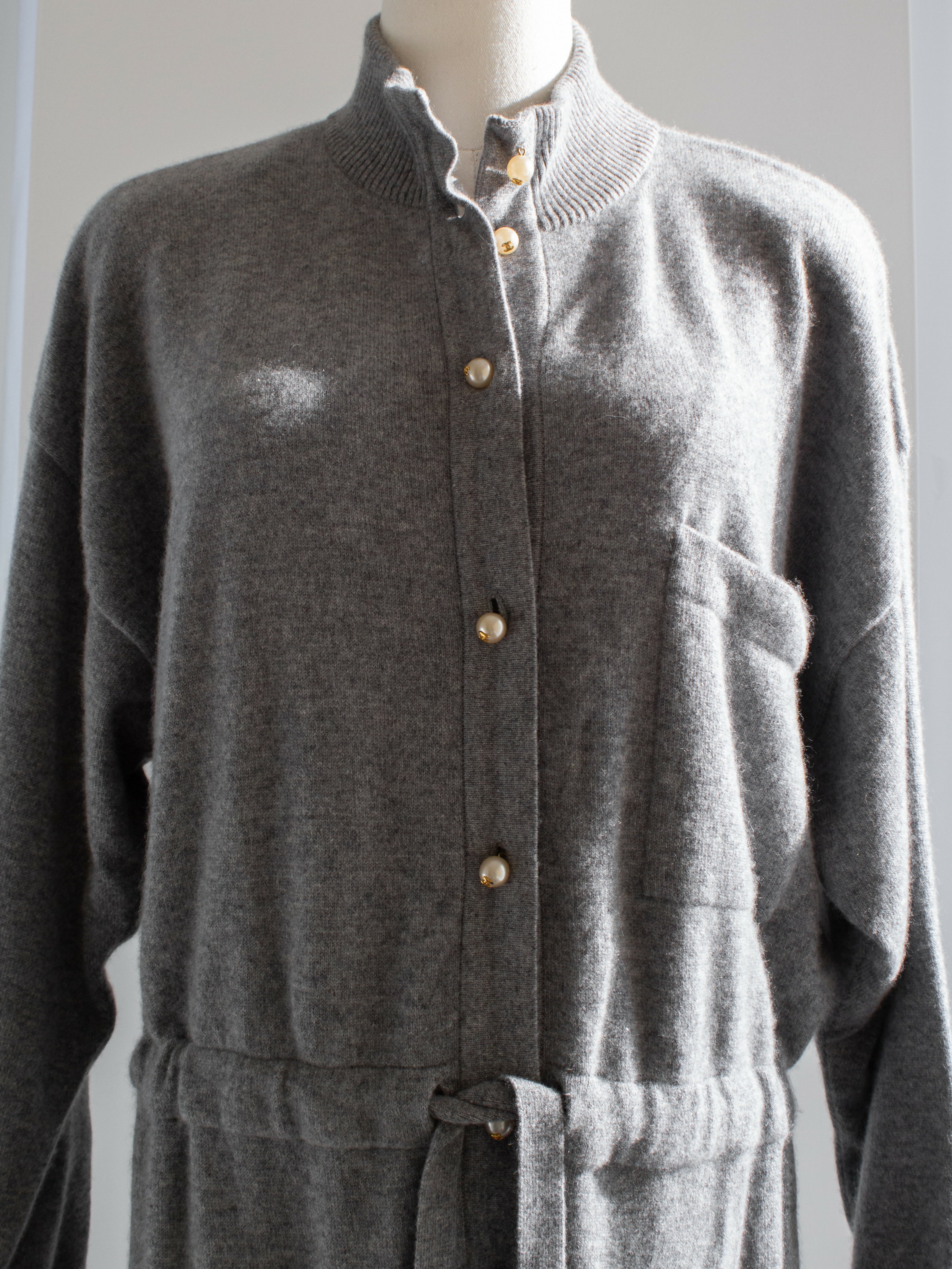 Rare Chanel F/W 1991 Grey White Pearl CC Cashmere Linda 91A Jumpsuit