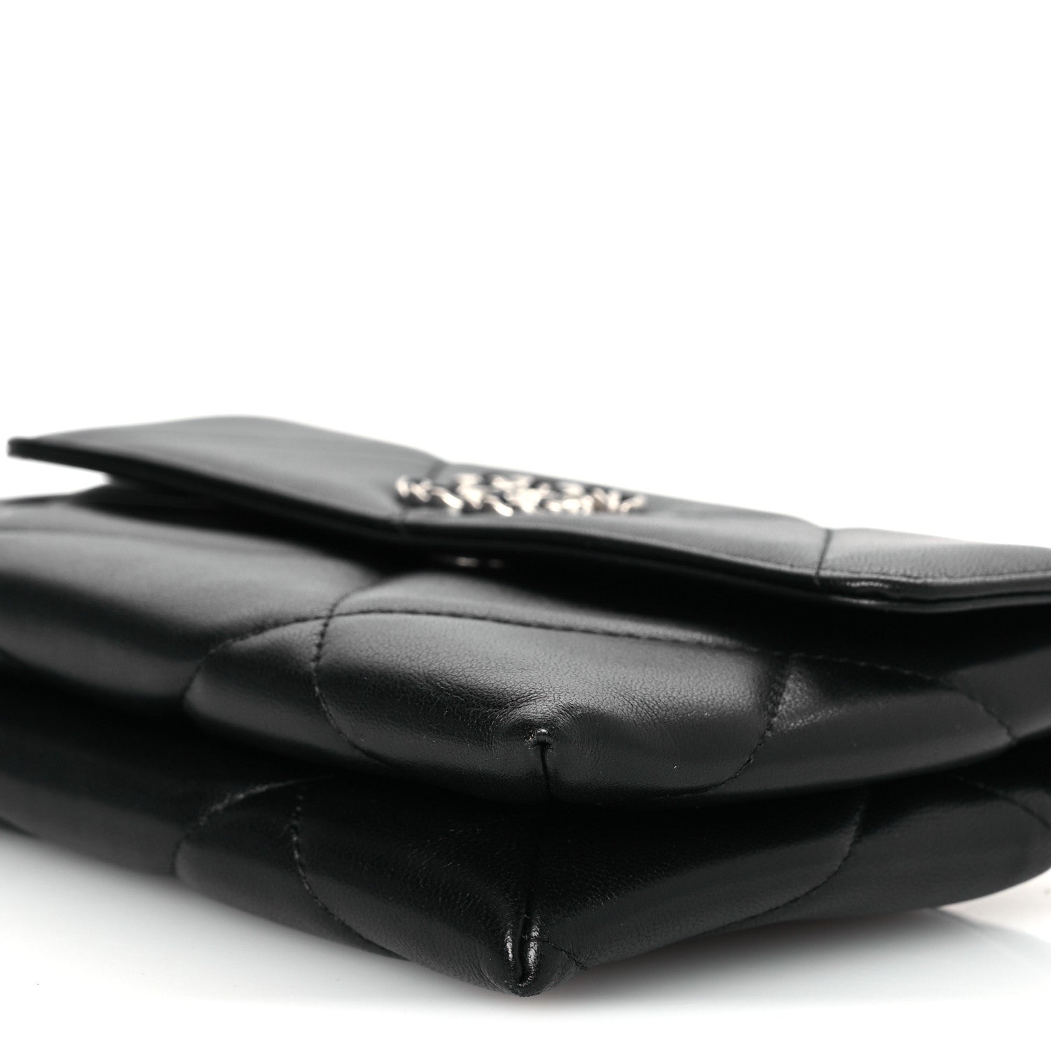 Lambskin Quilted Chanel 19 Flap Clutch Black