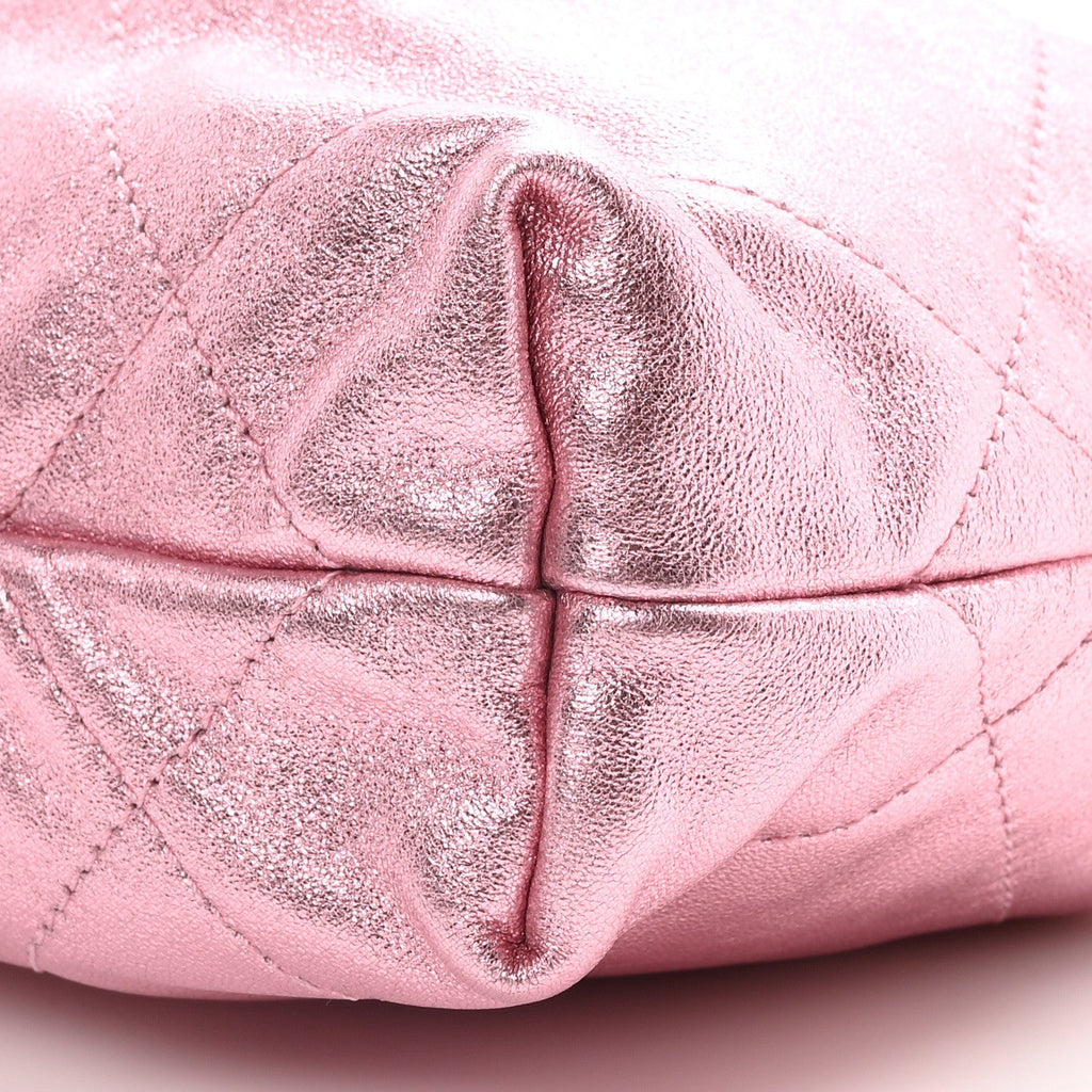 Metallic Lambskin Lacquered Monochrome Quilted Mini Chanel 22 Pink