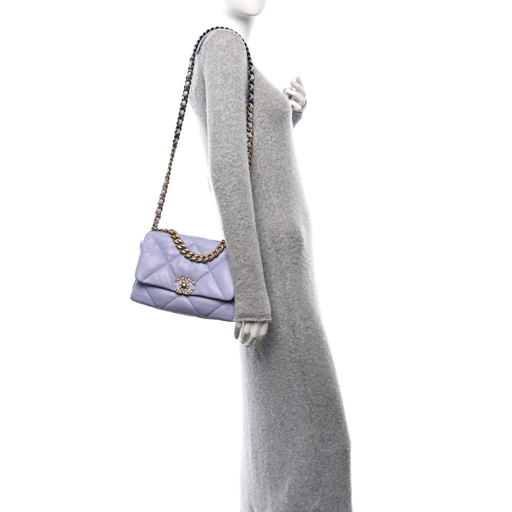Lambskin Quilted Medium Chanel 19 Flap Light Purple
