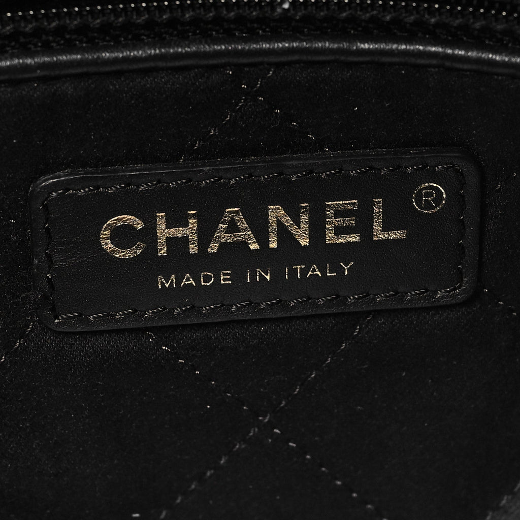 Shiny Calfskin Quilted Small Chanel 22 Black