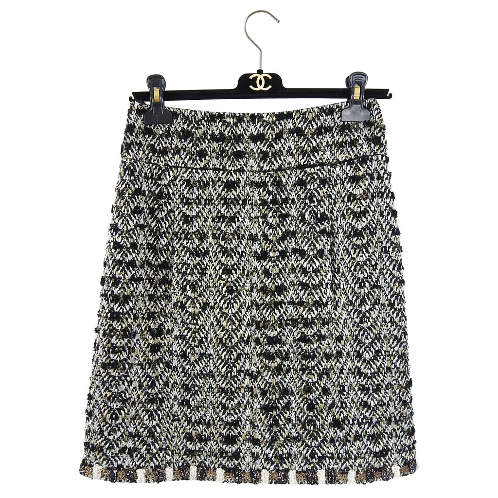 Chanel Pre-Fall 2012 Bombay Runway Gold Tweed Skirt Suit - 38 / 6