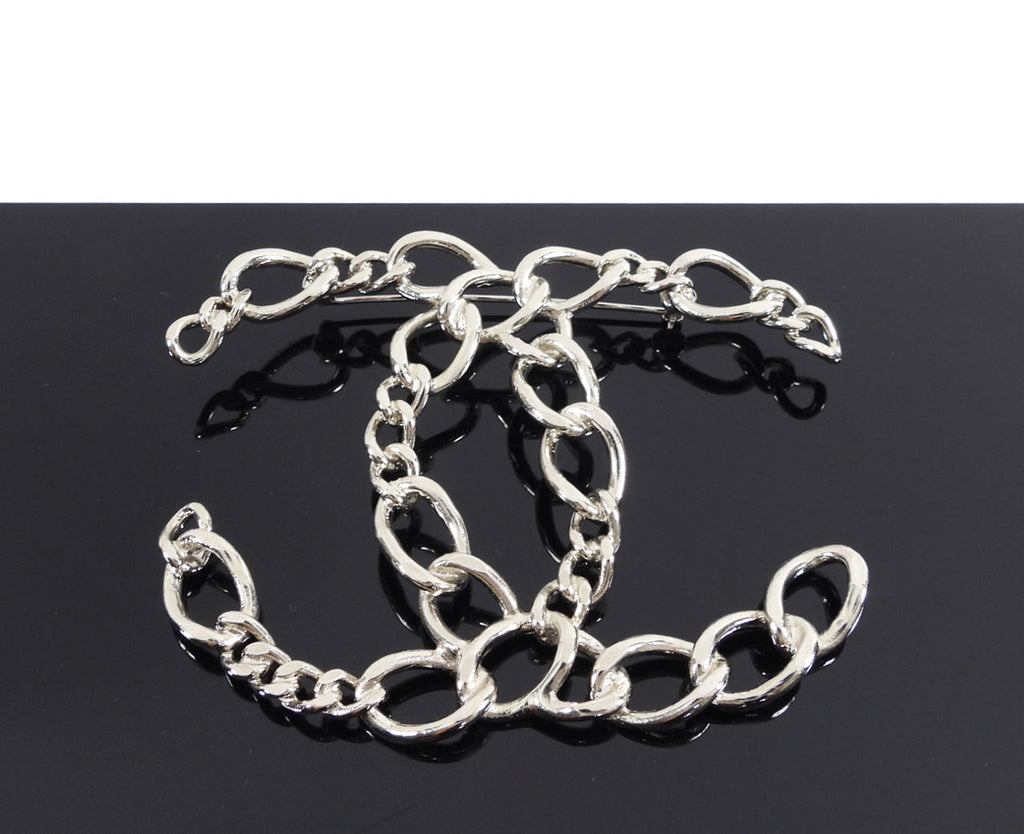Chanel 06P Extra Large CC Openwork Chain Logo Brooch