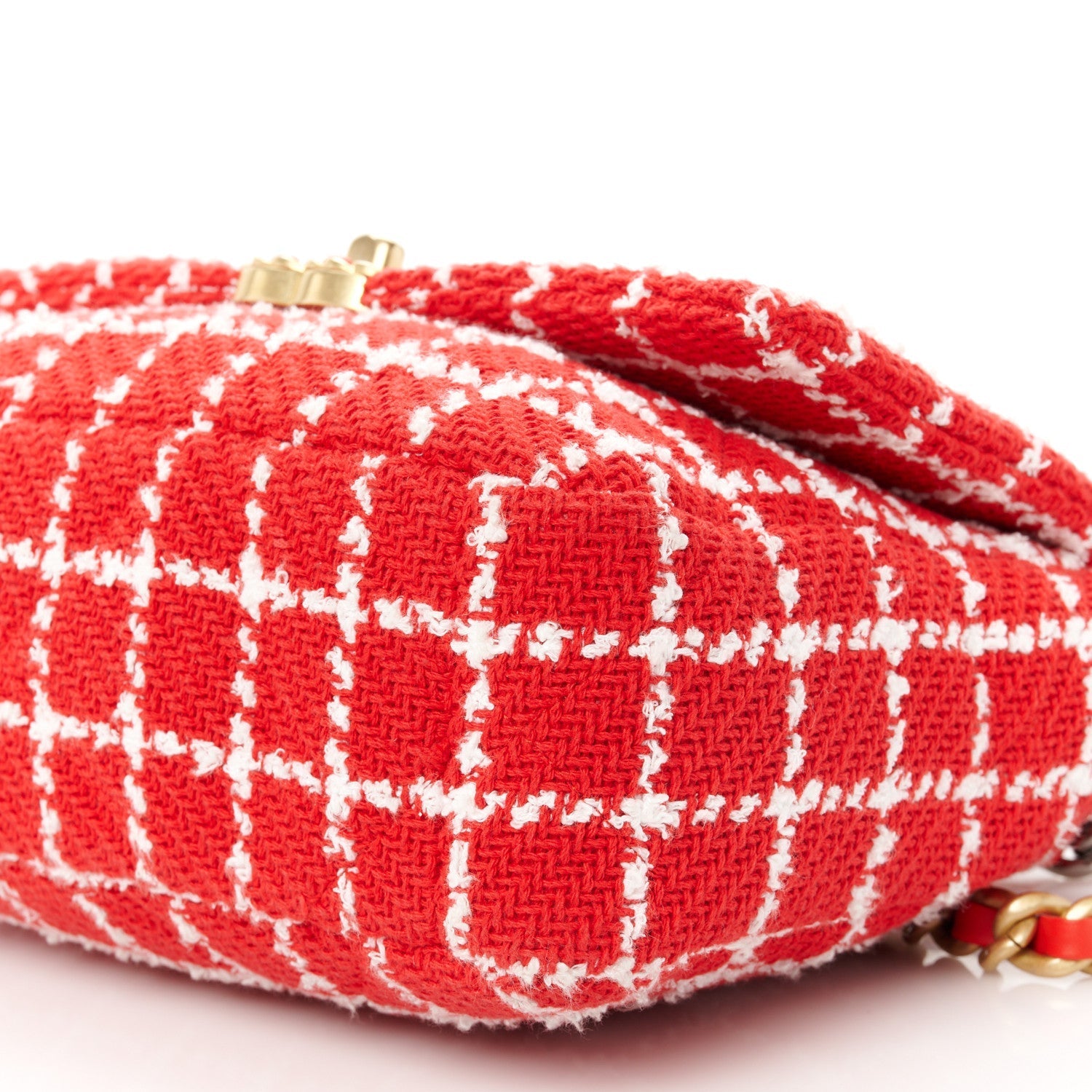 Tweed Quilted Medium Chanel 19 Flap Red White