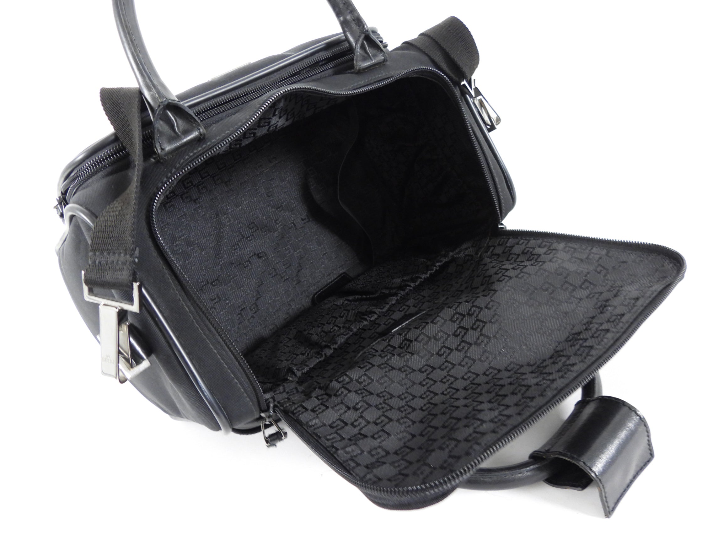 Gucci Vintage Early 2000's Black Nylon Beauty Case Bag