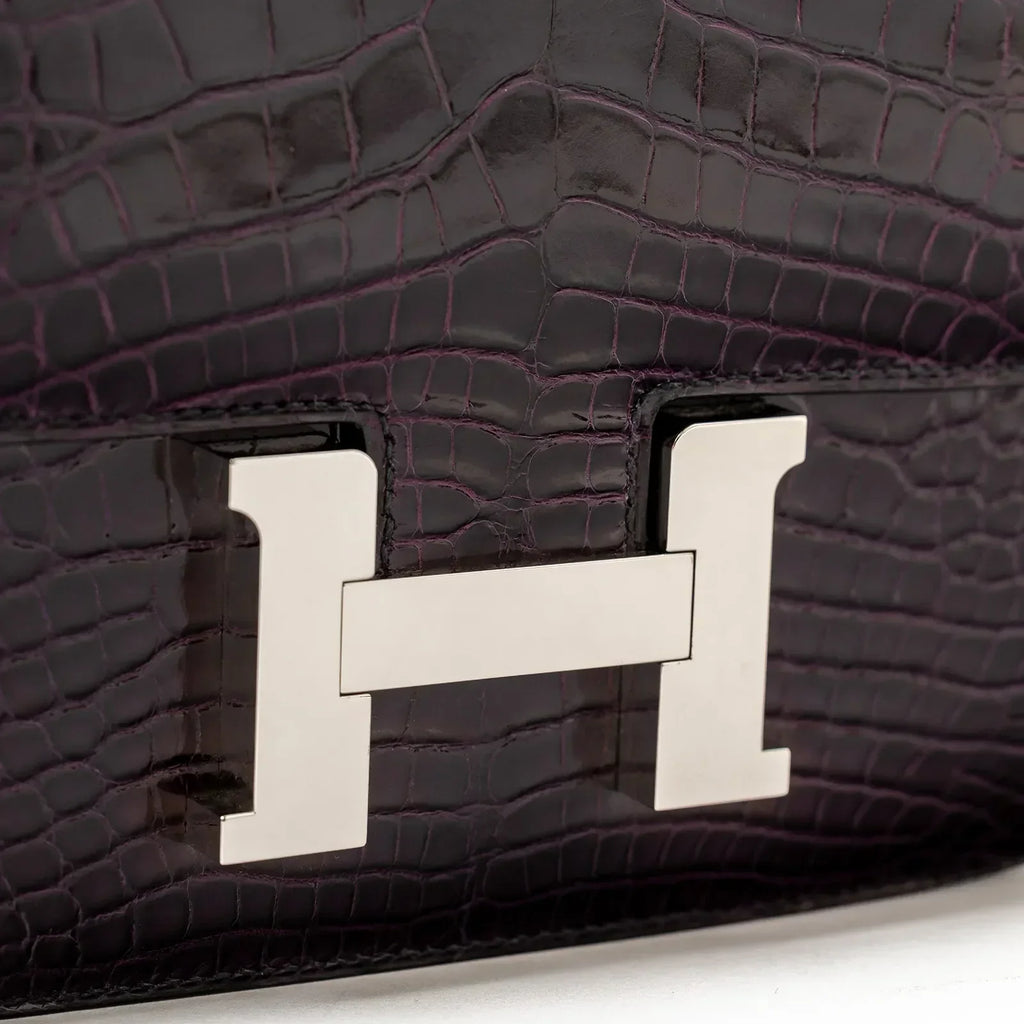 Hermès Mini Constance 18 Aubergine Purple Shiny Alligator Palladium Hardware