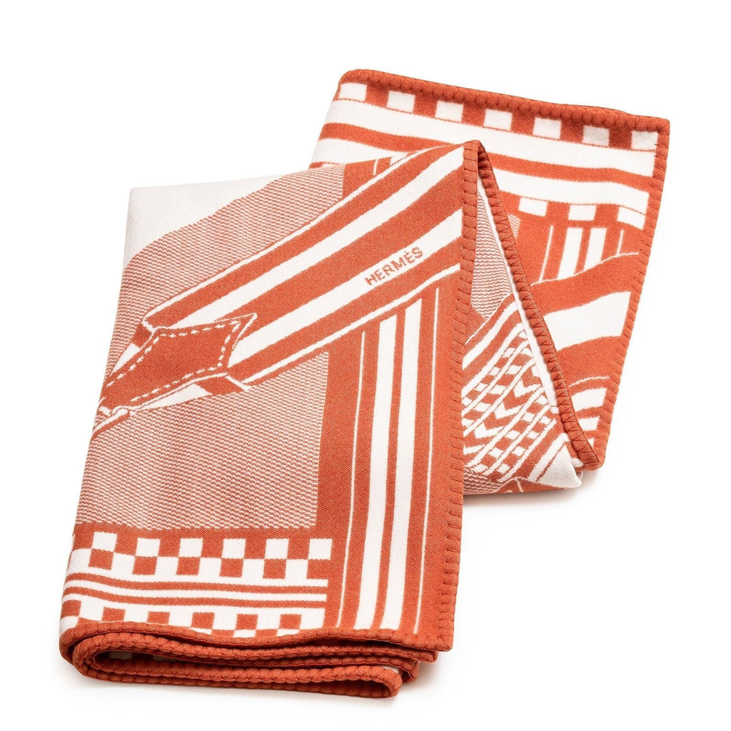 Hermès Sangles en Zig Zag Laine Cream/Rose Throw Blanket and Pillow Set