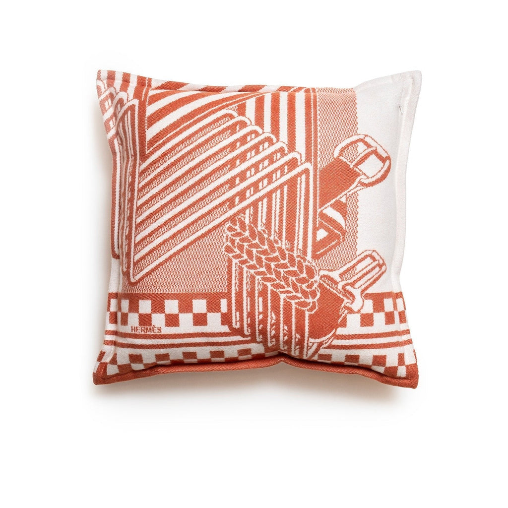Hermès Sangles en Zig Zag Laine Cream/Rose Throw Blanket and Pillow Set