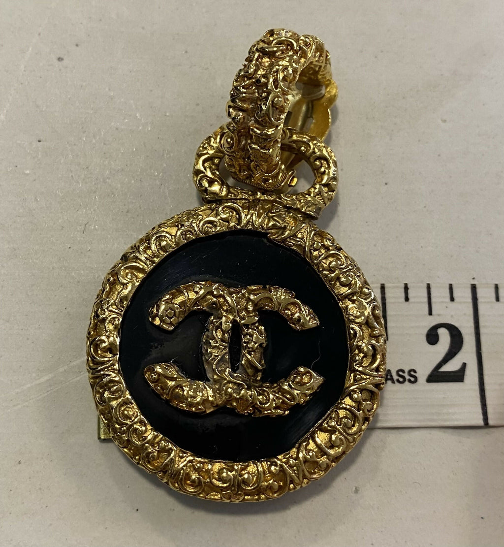 Chanel 93A Large Gold Metal Black Onyx Button Medallion Florentine Drop Dangle Clip-On Earrings