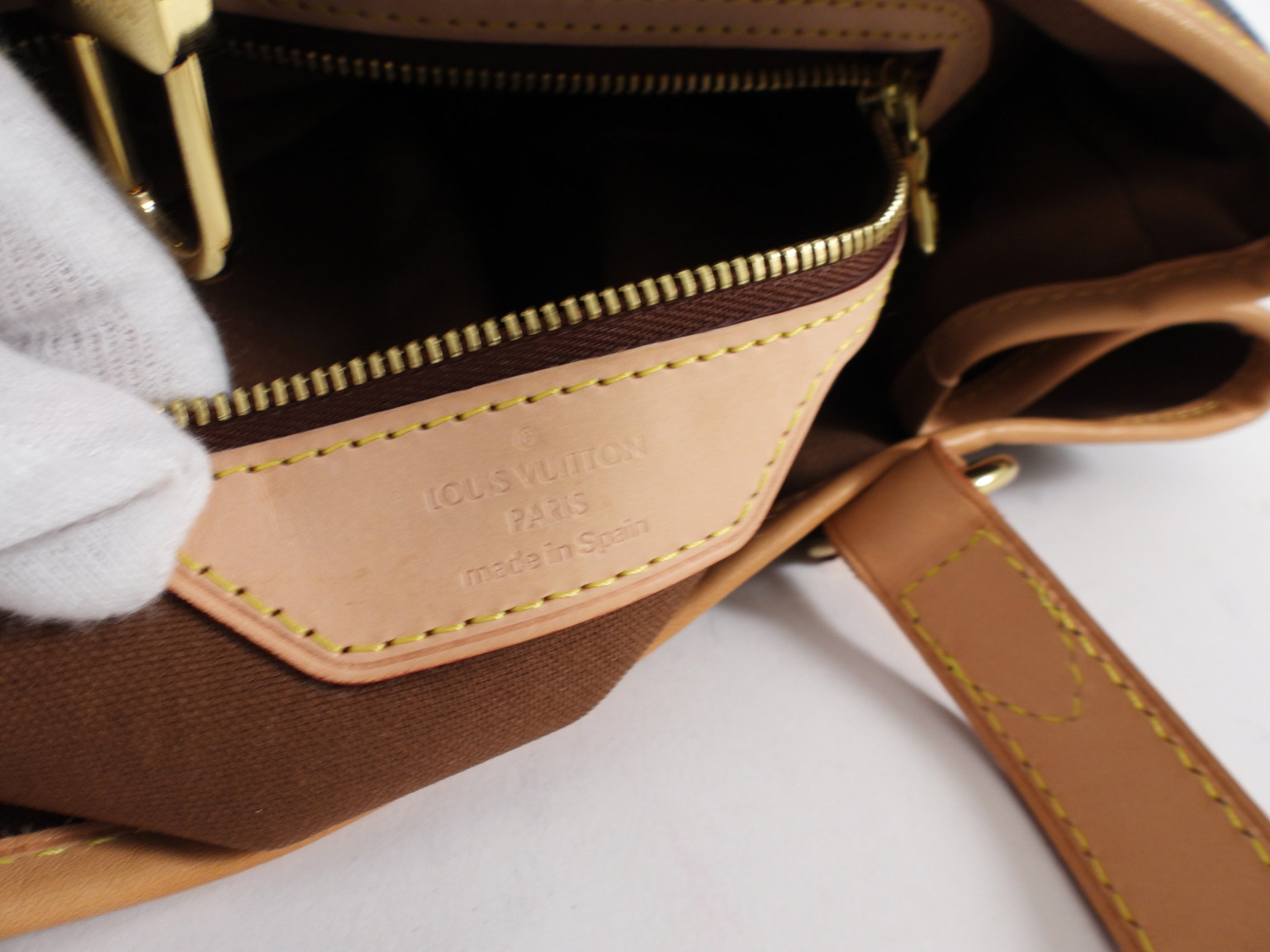 Louis Vuitton Monogram Batignolles Horizontal Bag