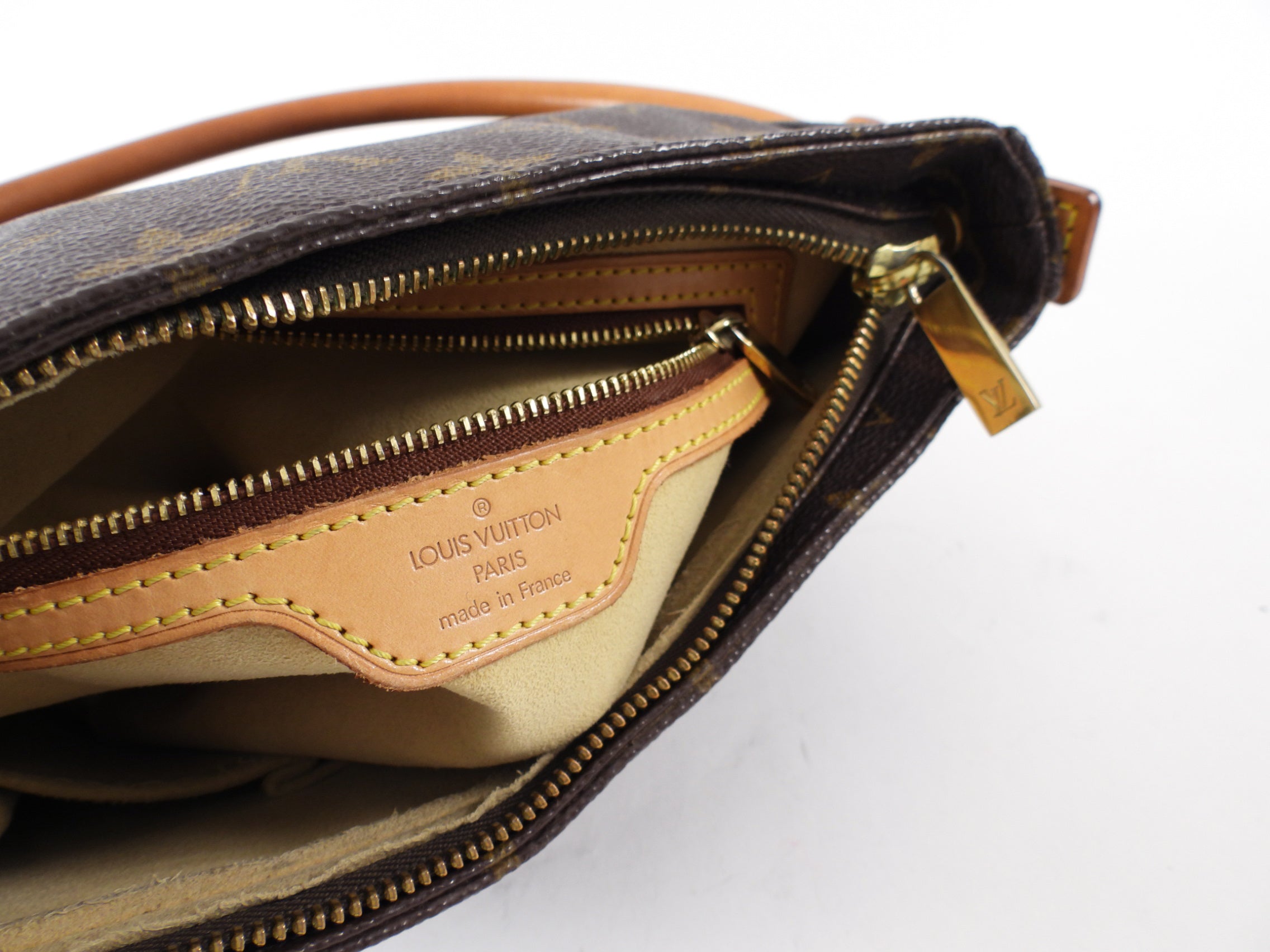 Louis Vuitton Monogram Canvas Vintage 2001  Looping PM Bag
