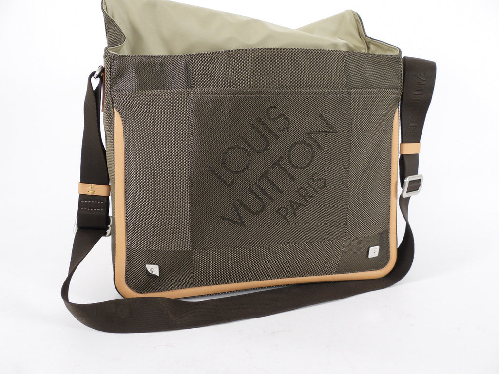Louis Vuitton Terre Damier Geant Canvas Messenger Bag
