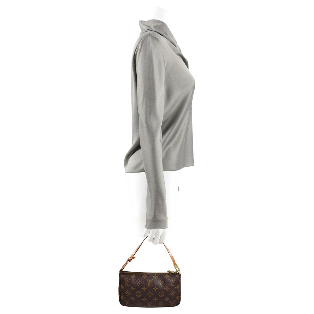 Louis Vuitton Vintage 1999 Monogram Canvas Pochette Accessoires