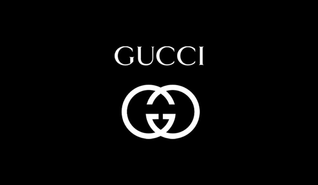 GUCCI Grainy Leather Zumi Pouch Clutch